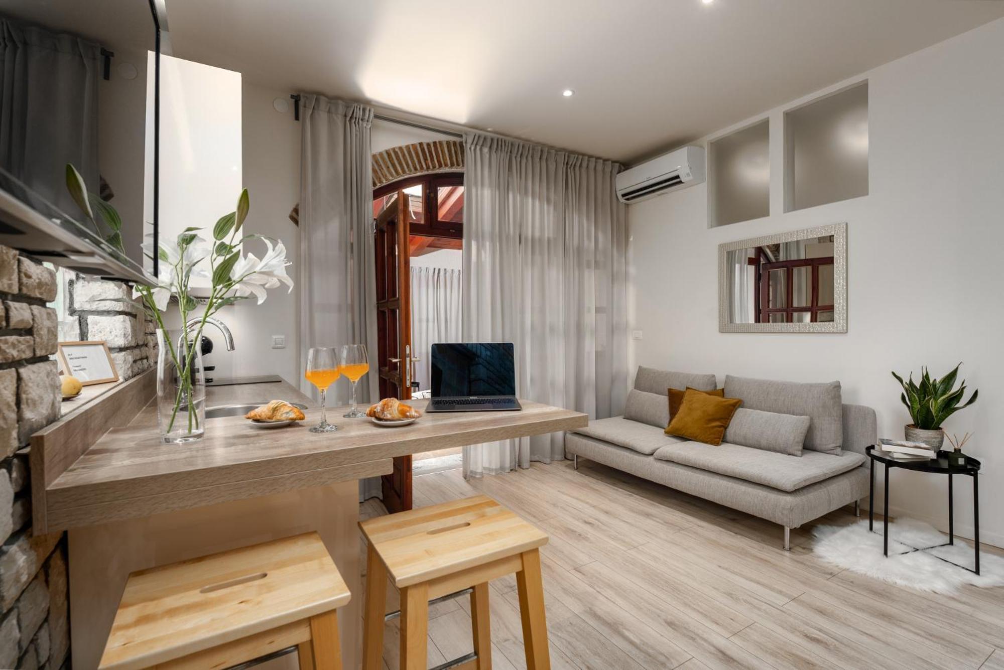 Luxe Studio Mr.M 2 Pula Luaran gambar